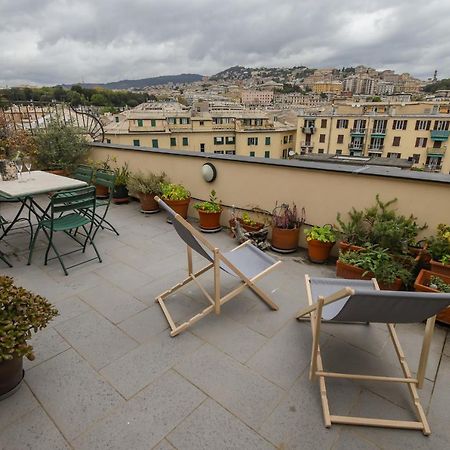 Altido Apt For 3 With Rooftop Balcony And Lovely Cityview Genoa Bagian luar foto
