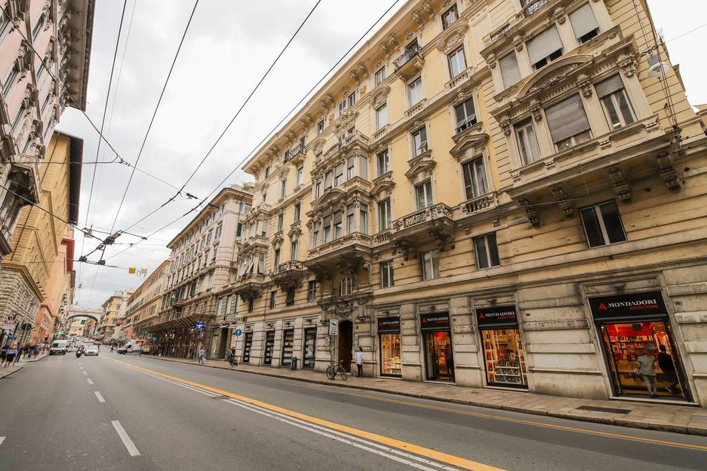 Altido Apt For 3 With Rooftop Balcony And Lovely Cityview Genoa Bagian luar foto